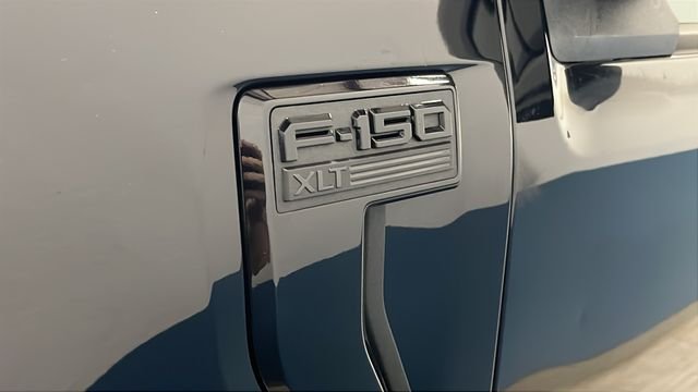 Used 2024 Agate Black Metallic Ford XLT image 40