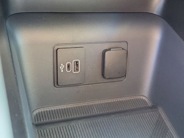Used 2026 Vapor Blue Metallic Ford Active image 10