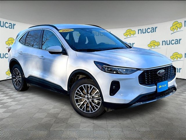 New 2025 Ford Escape Plug-In Hybrid Base