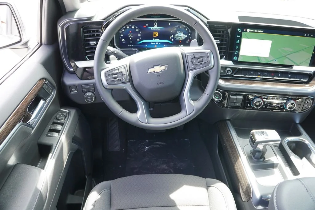 New 2026 Summit White Chevrolet LT image 13