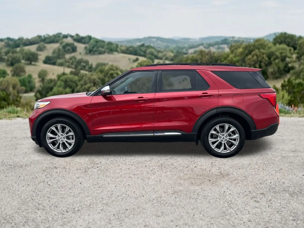 Used 2024 Red Ford XLT image 5