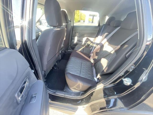 2025 Mitsubishi Outlander Sport ES - Photo 21