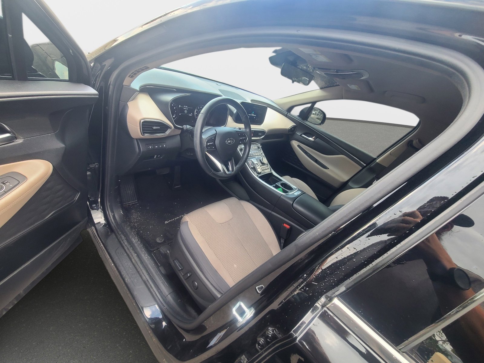 Used 2023 Twilight Black Hyundai SEL image 9