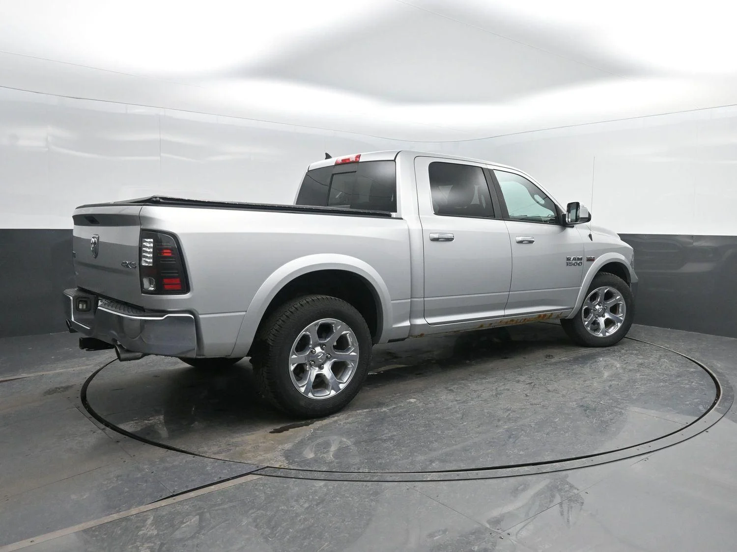 Used 2016 RAM Ram 1500 Pickup Laramie with VIN 1C6RR7NT8GS125696 for sale in Charles City, IA