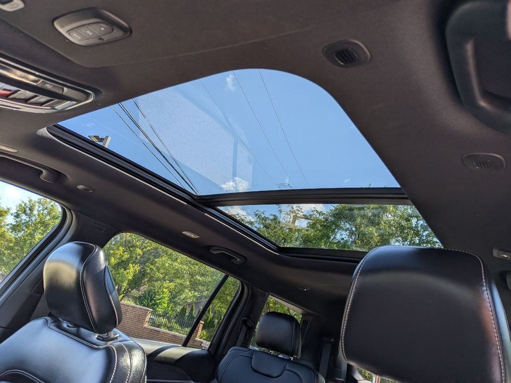 Used 2025 Black Jeep Limited image 11