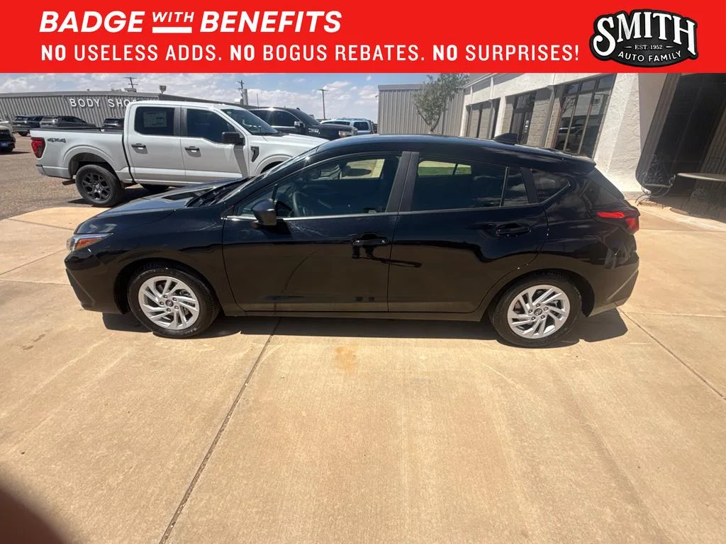Used 2025 Crystal Black Silica Subaru Base image 7