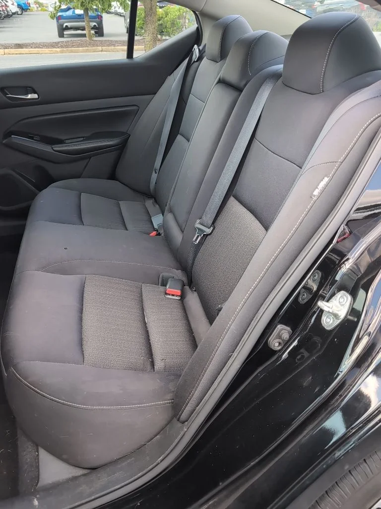 Used 2021 Black Nissan 2.5 SV image 9