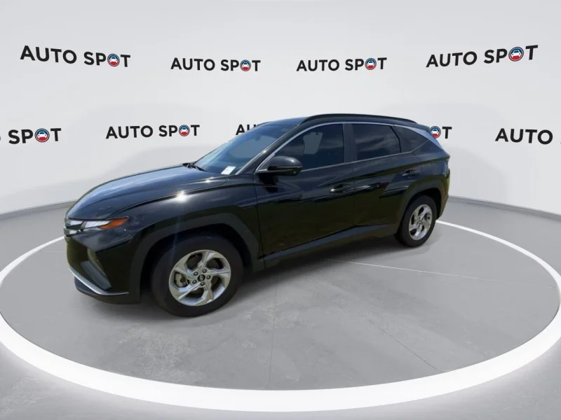 Used 2022 Black Hyundai SEL image 8
