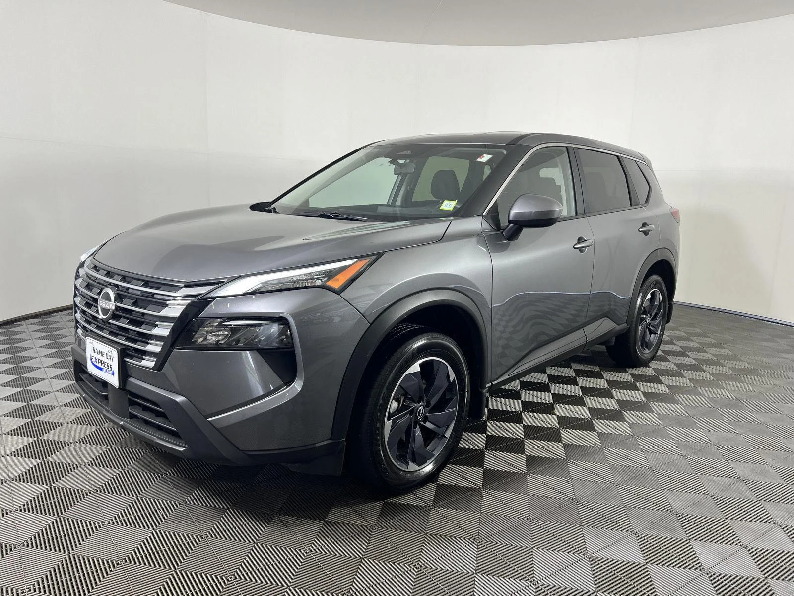 Used 2025 Gy Nissan SV image 26
