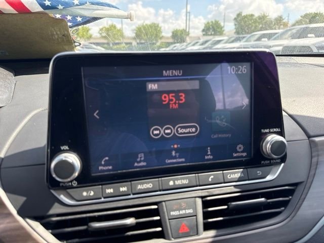 Used 2024 Silver Nissan 2.5 SV image 21