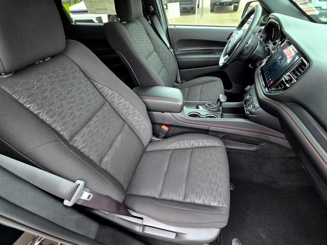 New 2026 Diamond Black Clear-Coat Exterior Paint Dodge GT image 23
