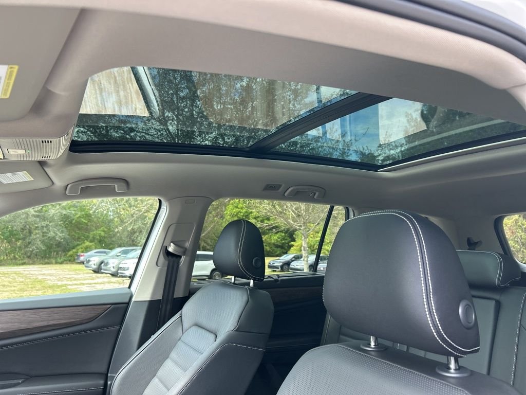 New 2026 White Volkswagen 2.0T SEL image 23