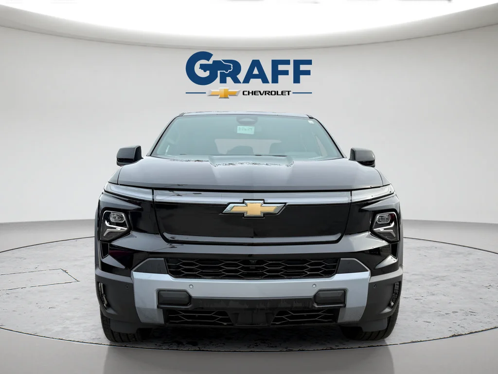 2026 Chevrolet Silverado EV LT - Photo 11