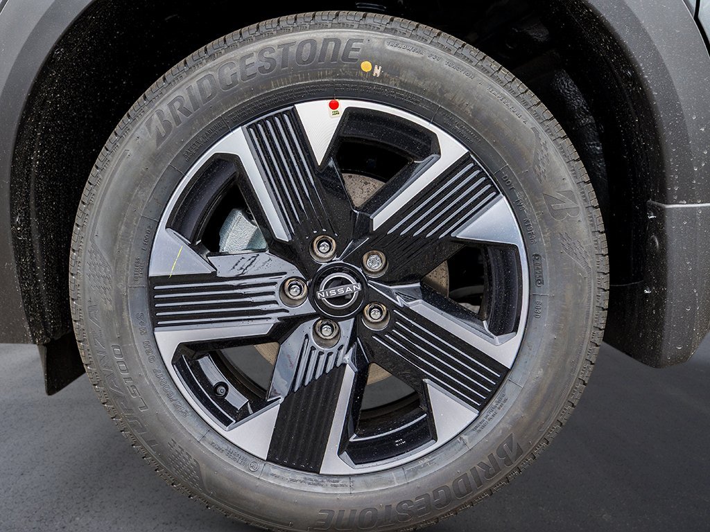 New 2027 Gun Metallic Nissan SV image 7