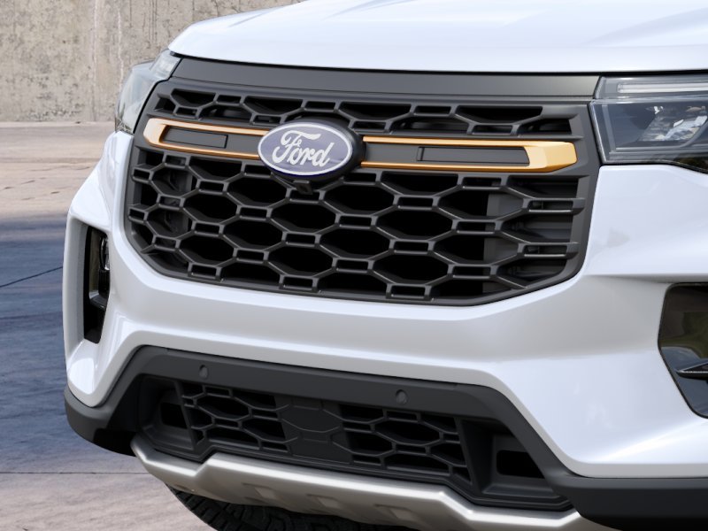 New 2027 Star White Metallic Tri-Coat Ford Tremor® image 17