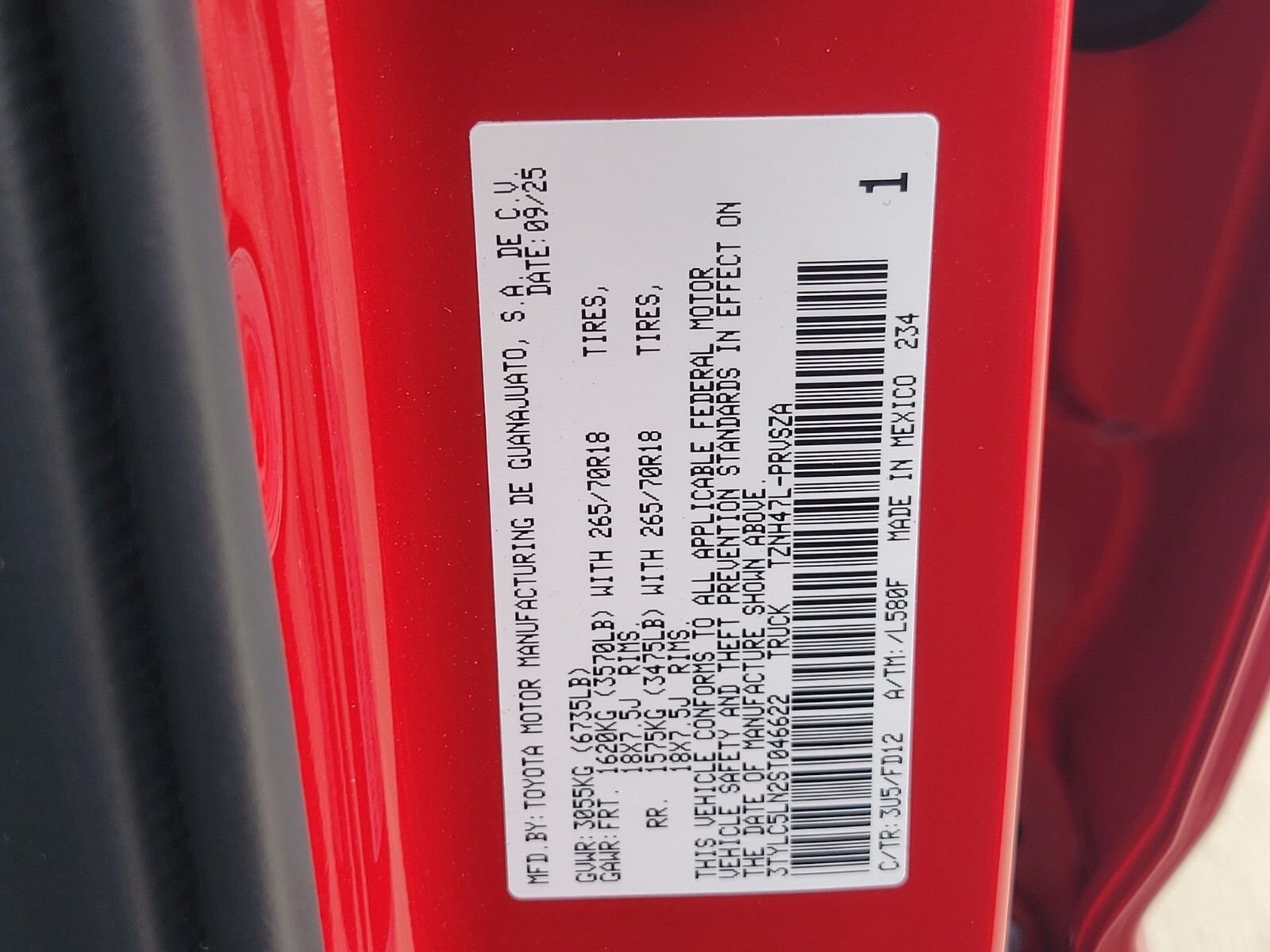 2025 Toyota Tacoma TRD Off Road - Photo 10