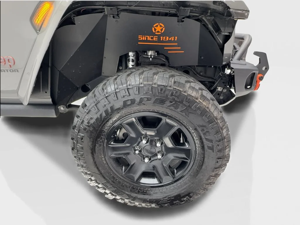 Used 2021 Gray Jeep Mojave image 16