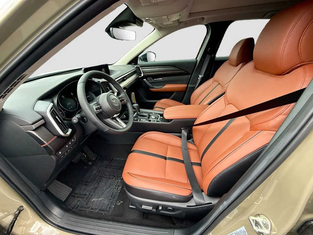 New 2026 Zircon Sand Metallic Mazda 2.5 Turbo Meridian Edition image 21