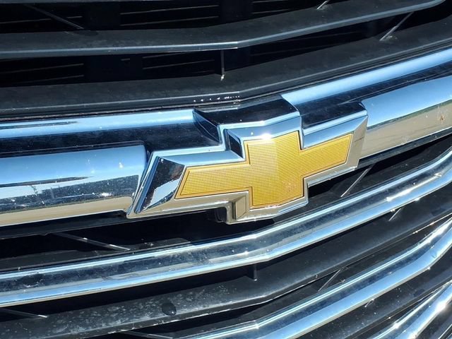 Used 2024 Mosaic Black Metallic Chevrolet 2LT image 23