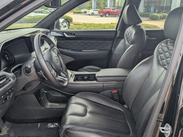 Used 2020 Black Hyundai Limited image 10
