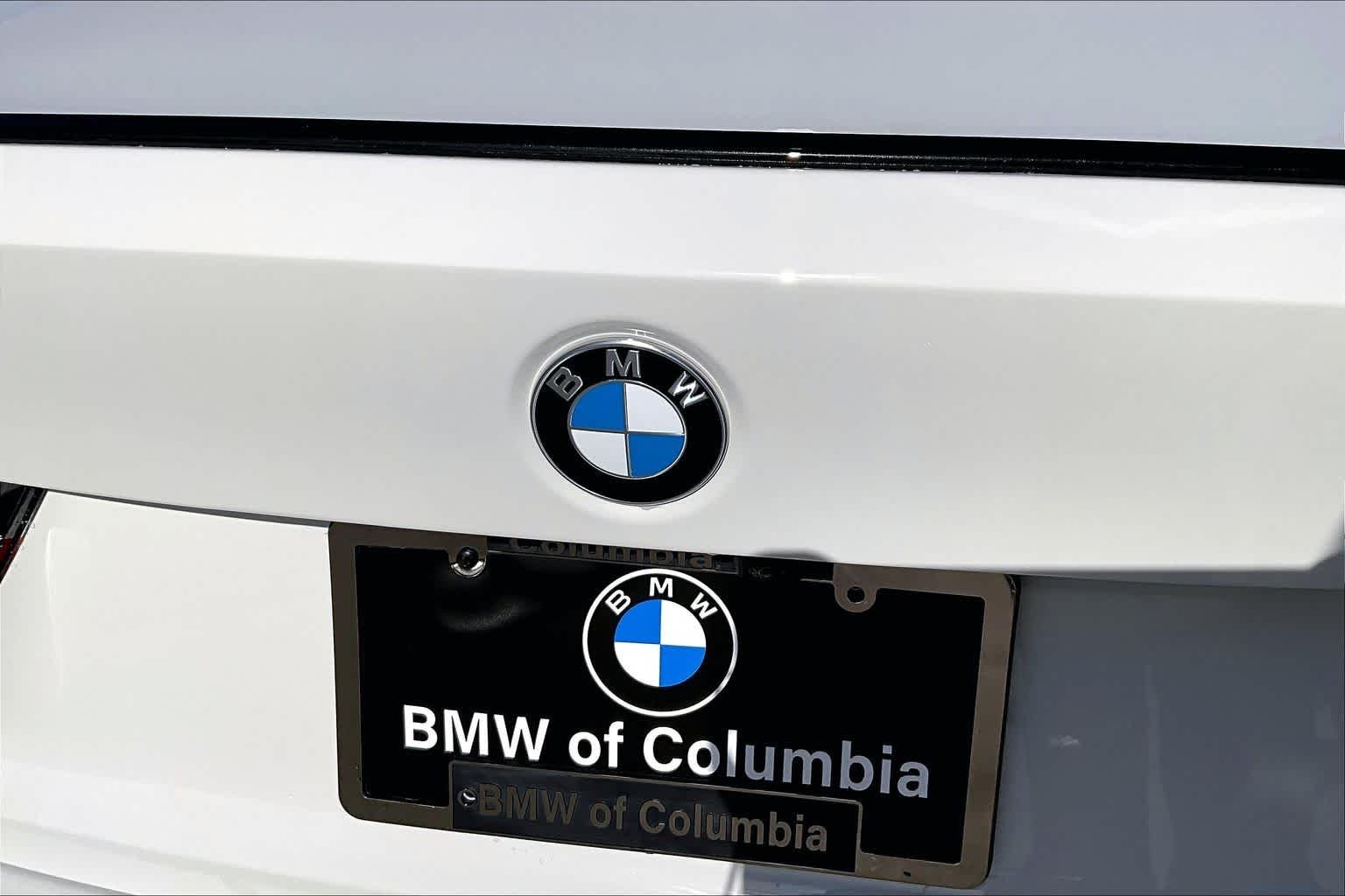 2026 BMW 3 Series 330i - Photo 15