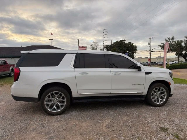 Certified Used 2023 White GMC SLT image 15