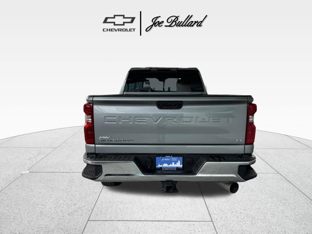 Used 2025 Sterling Gray Metallic Chevrolet LT image 8