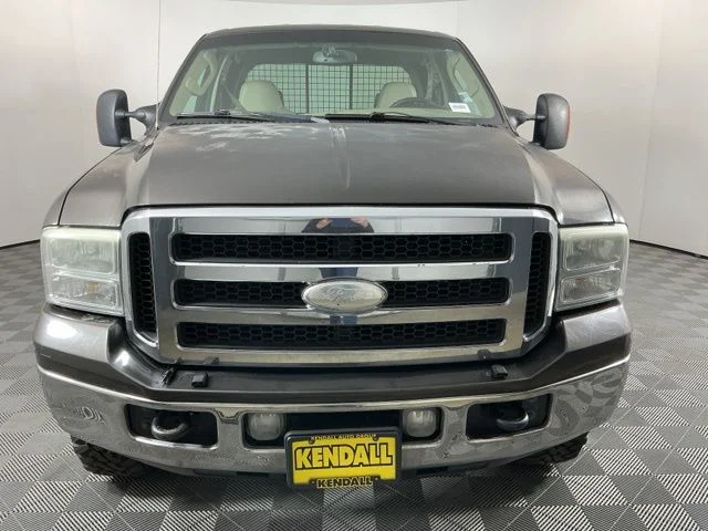 Used 2005 Dark Shadow Gray Clearcoat Metallic Ford Lariat image 2