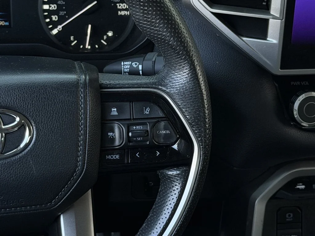 Used 2023  Toyota Limited image 16