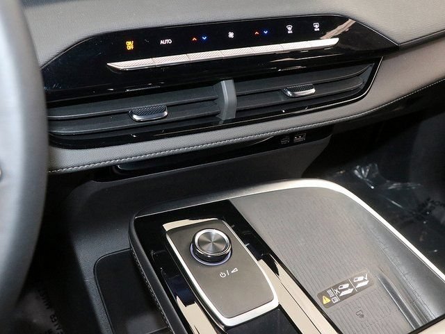 2025 Buick Enclave Sport Touring - Photo 25
