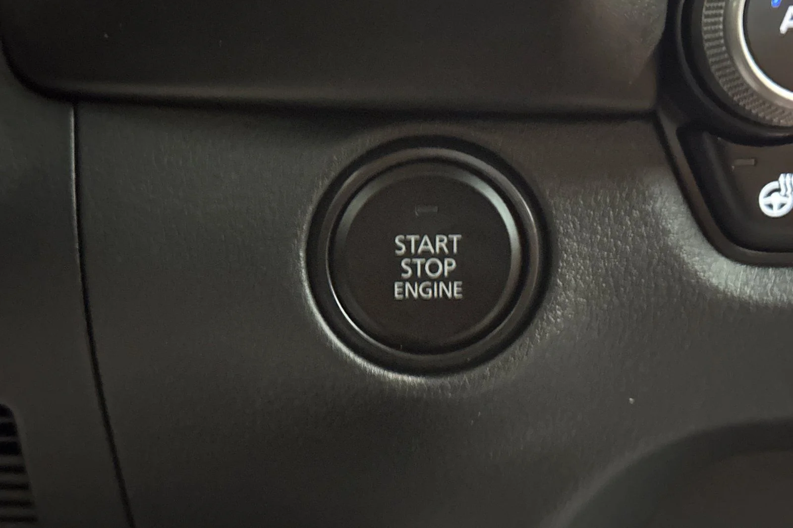 New 2026 Jet Black Mica Mazda 2.5 Turbo Meridian Edition AWD image 25