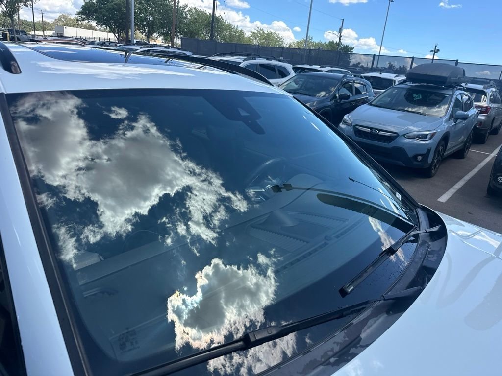 Used 2021  Porsche Base image 6