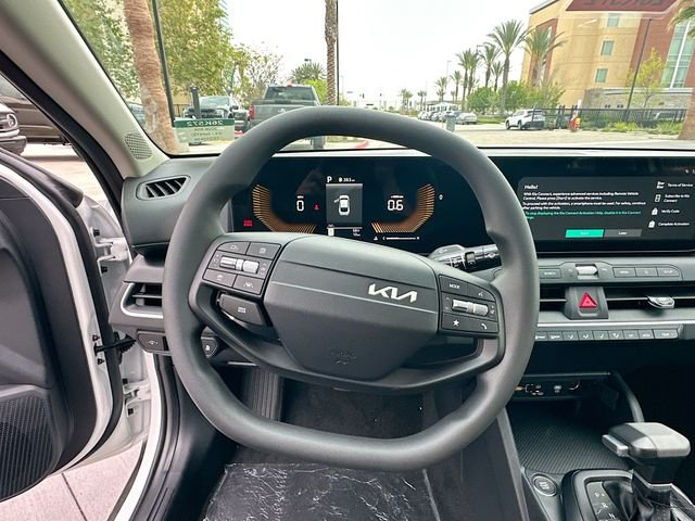 New 2026 Snow White Pearl Kia LXS image 11