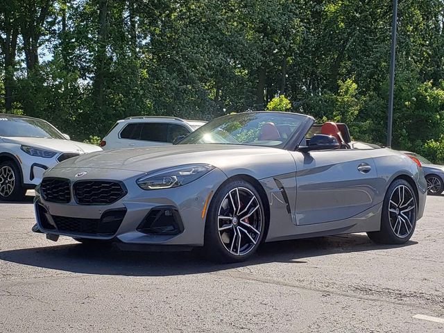 2023 BMW Z4 M40i's photo