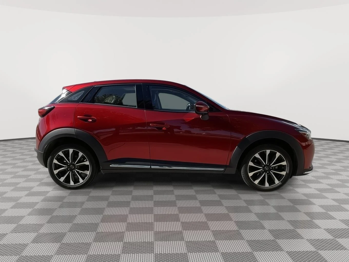 Used 2019 RED MAZDA GRTOUR image 6
