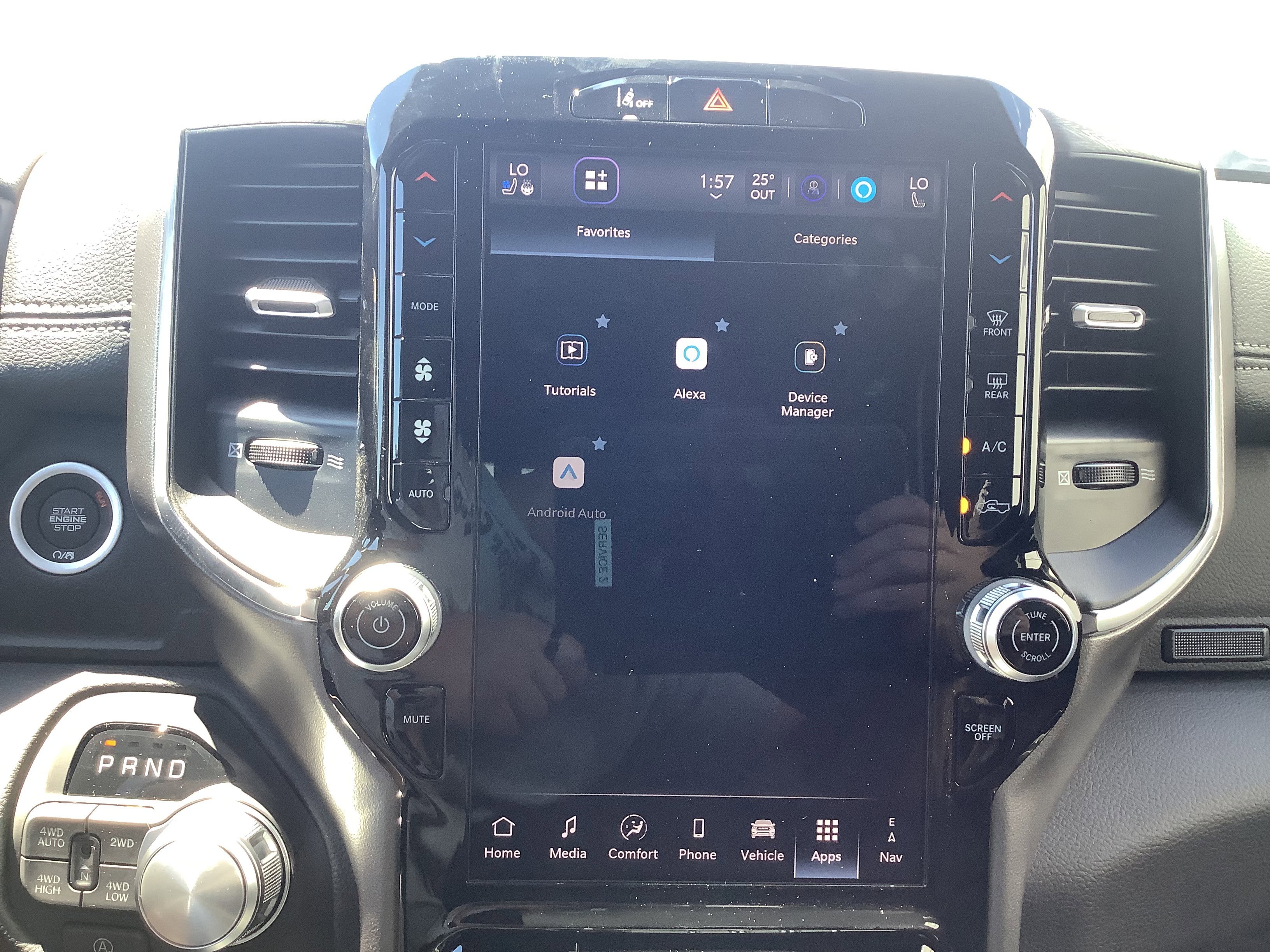 New 2026 Hydro Blue Pearl-Coat Exterior Paint RAM Laramie image 23