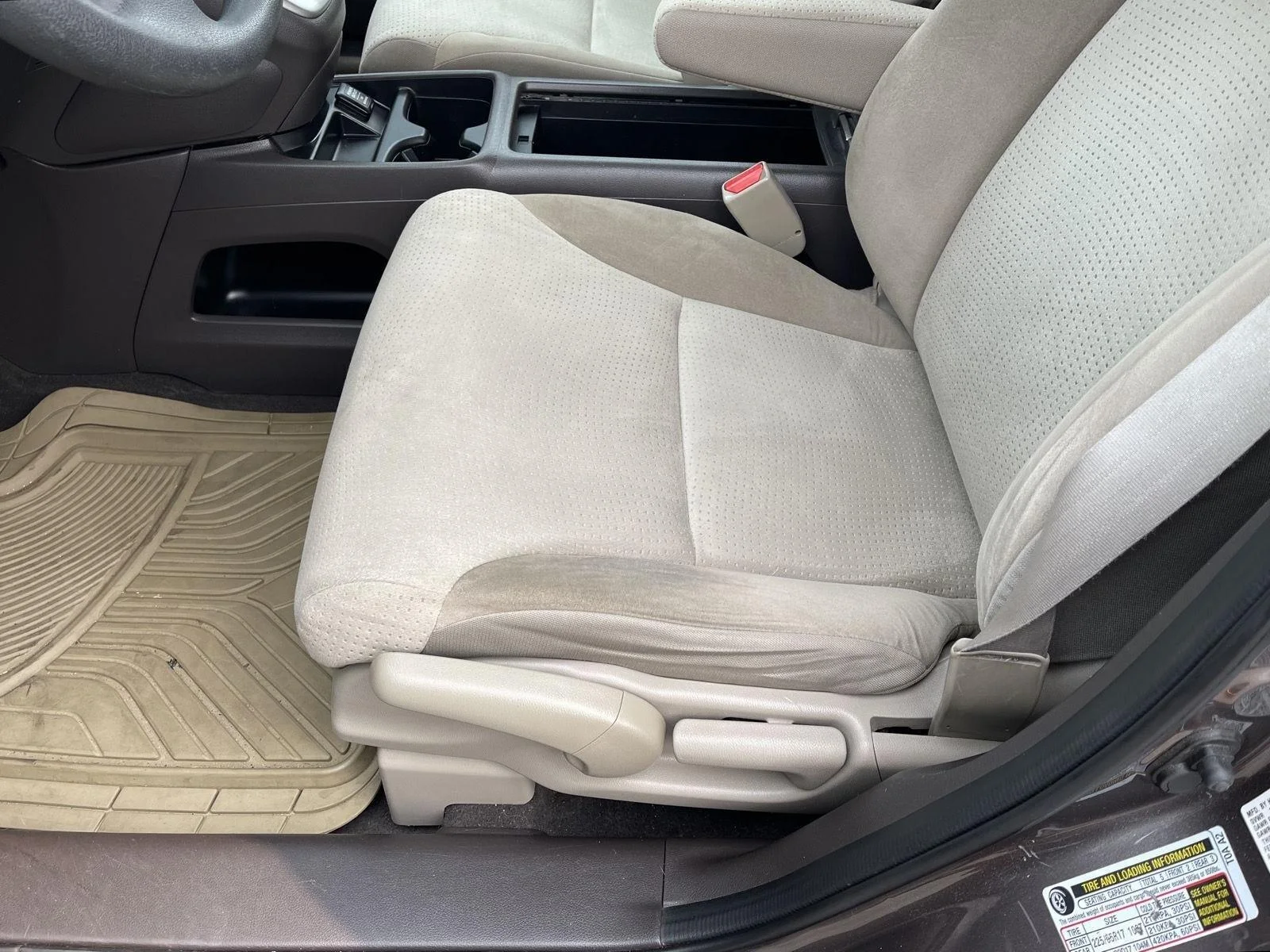 Used 2013 Urban Titanium Metallic Honda EX image 3