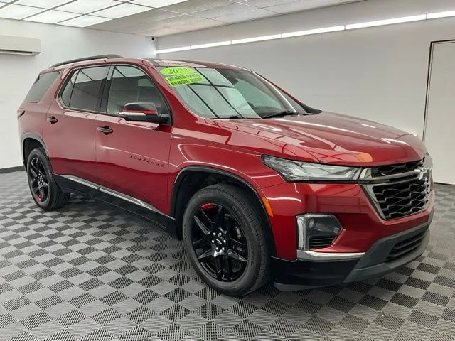 Used 2022 Red Chevrolet Premier image 3