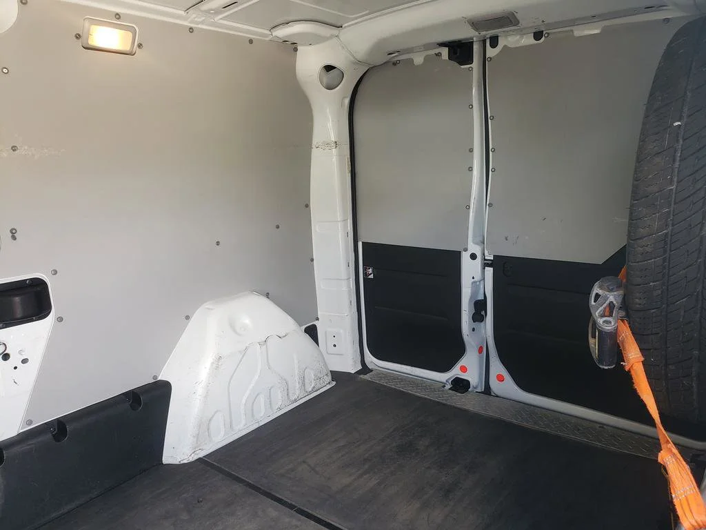 Used 2022 Bright White Ram Tradesman image 13