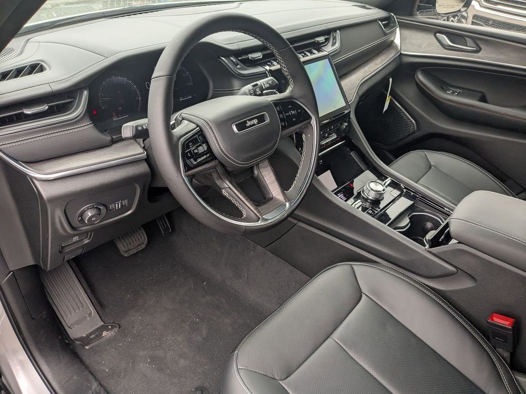 2025 Jeep Grand Cherokee L Overland - Photo 11