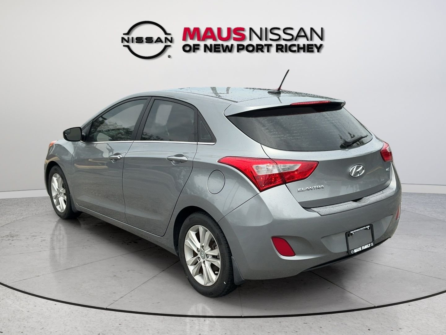 Used 2015 Gray Hyundai Base image 8