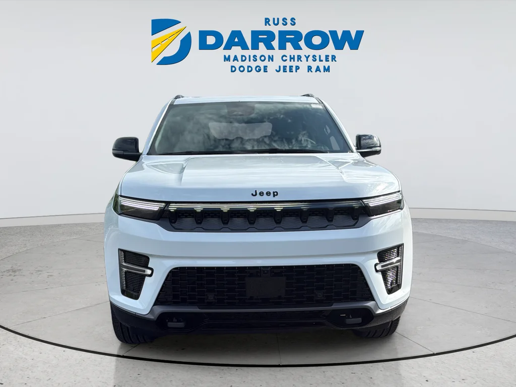 New 2026 Bright White Clear-Coat Exterior Paint Jeep Limited Reserve image 8