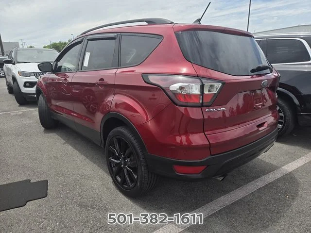Used 2018 Red Ford SE image 2