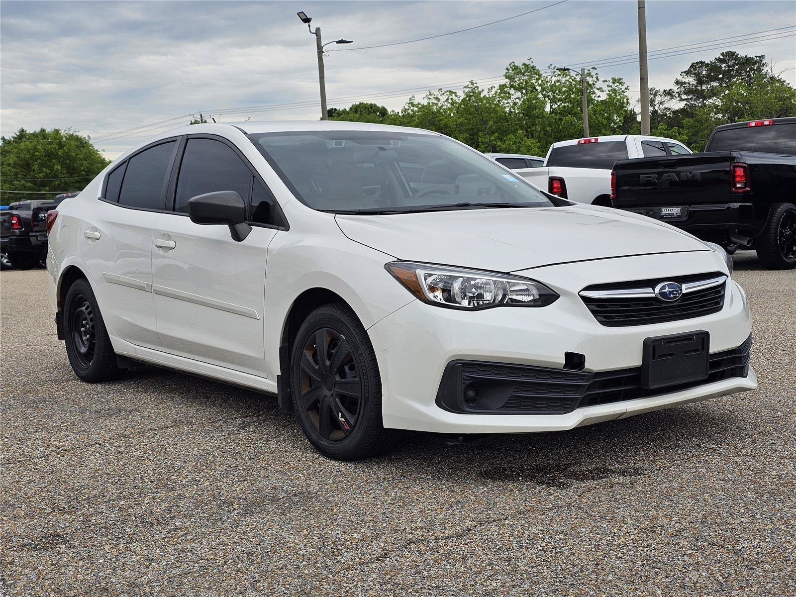 Used 2022 Crystal White Pearl Subaru  image 5