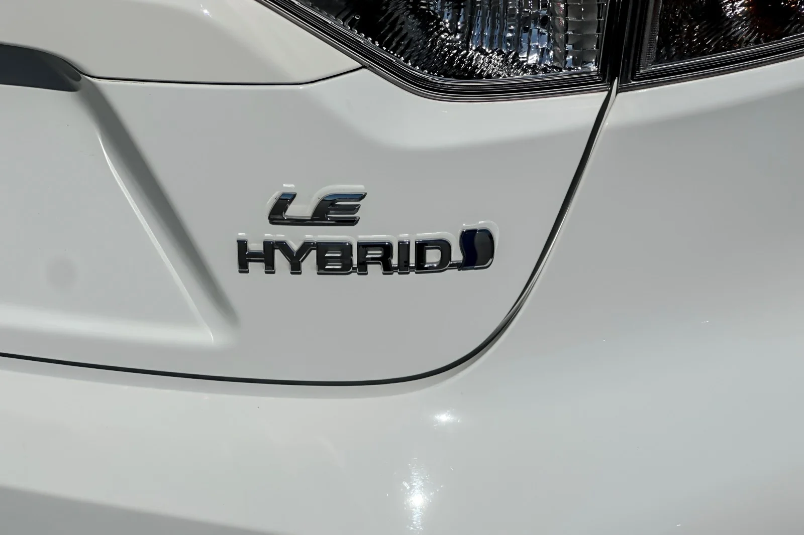 Certified Used 2024 Ice Cap Toyota Hybrid LE image 25