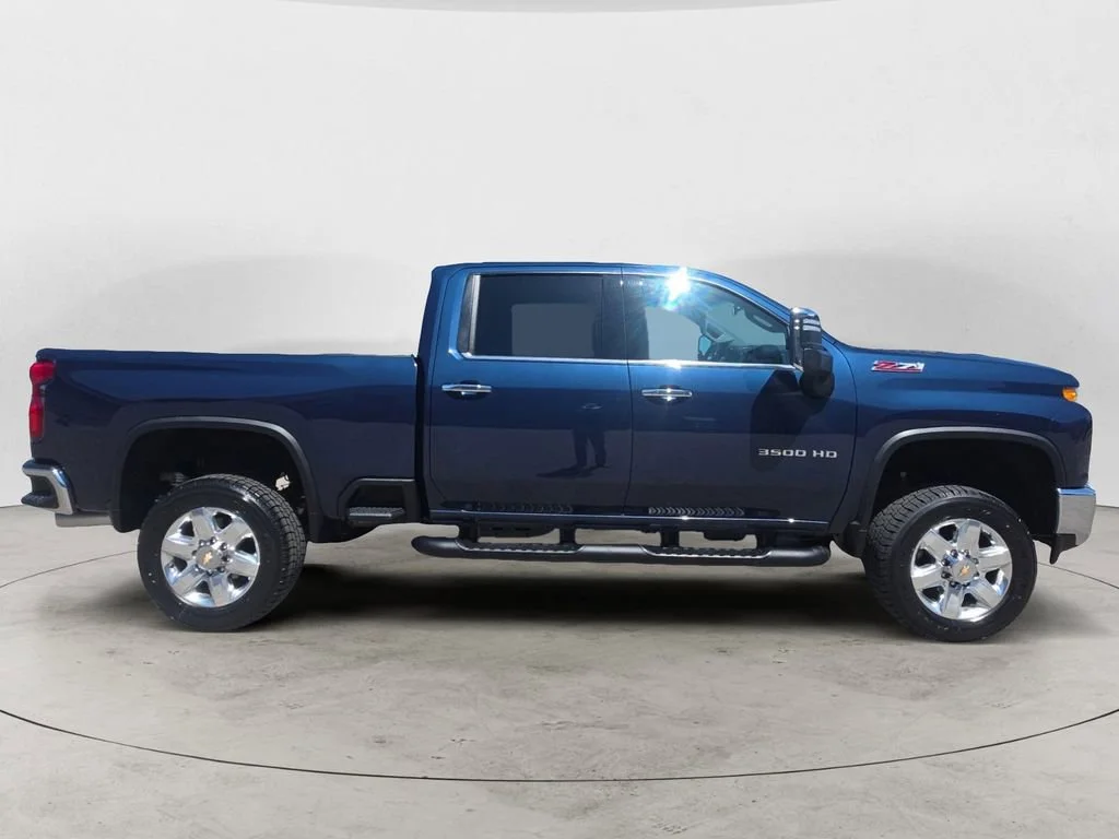 Used 2023 Northsky Blue Metallic Chevrolet LTZ image 6