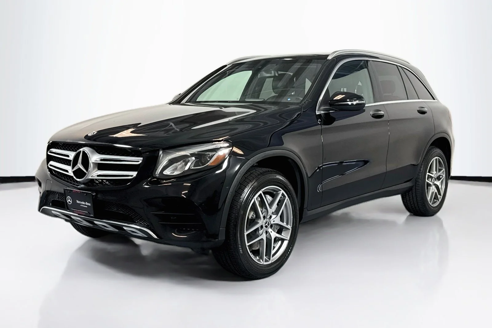 Used 2019 Black Mercedes-Benz GLC 300 image 1