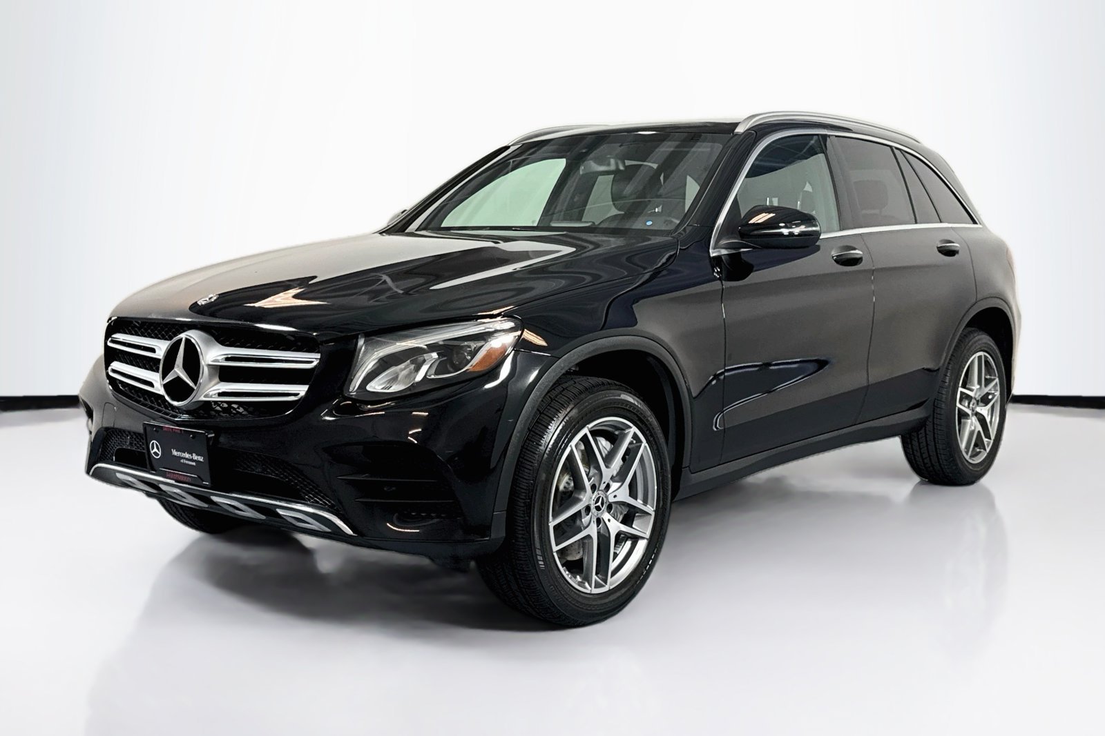 Used 2019 Black Mercedes-Benz GLC 300 image 1
