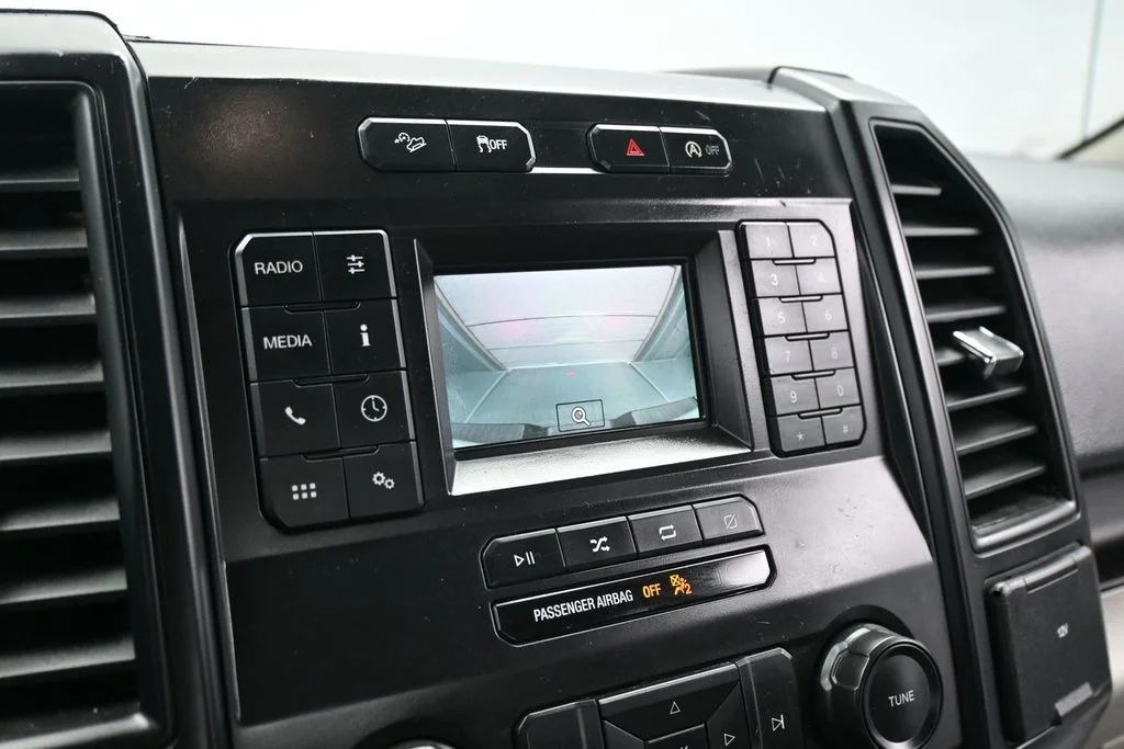 Used 2020 White Ford XL image 13