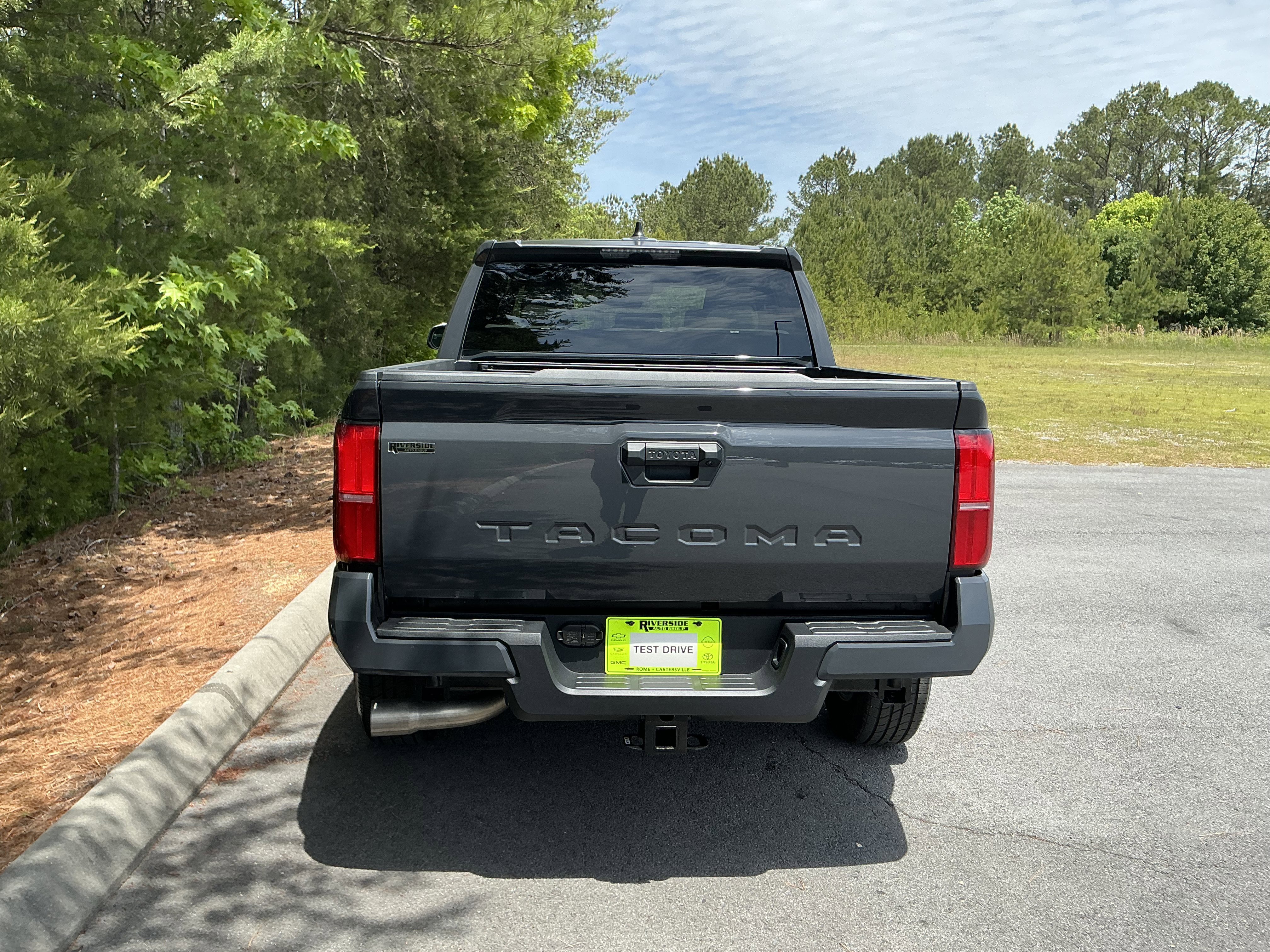 Used 2026 Underground Toyota SR5 image 14